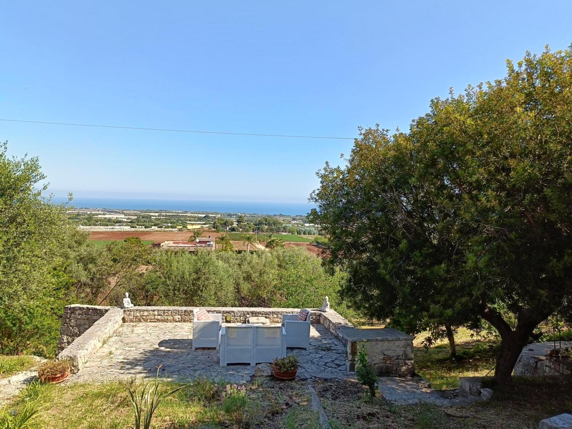 Le Finestre Sul Mare Bed & Breakfast กอนแวร์ซาโน ภายนอก รูปภาพ