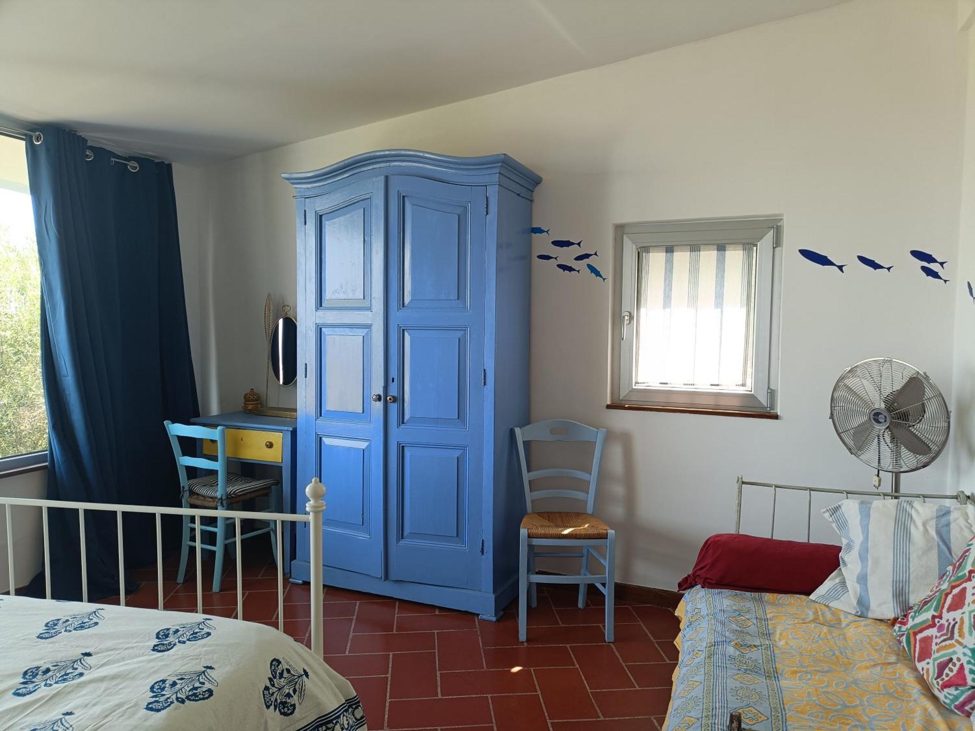 Le Finestre Sul Mare Bed & Breakfast กอนแวร์ซาโน ห้อง รูปภาพ