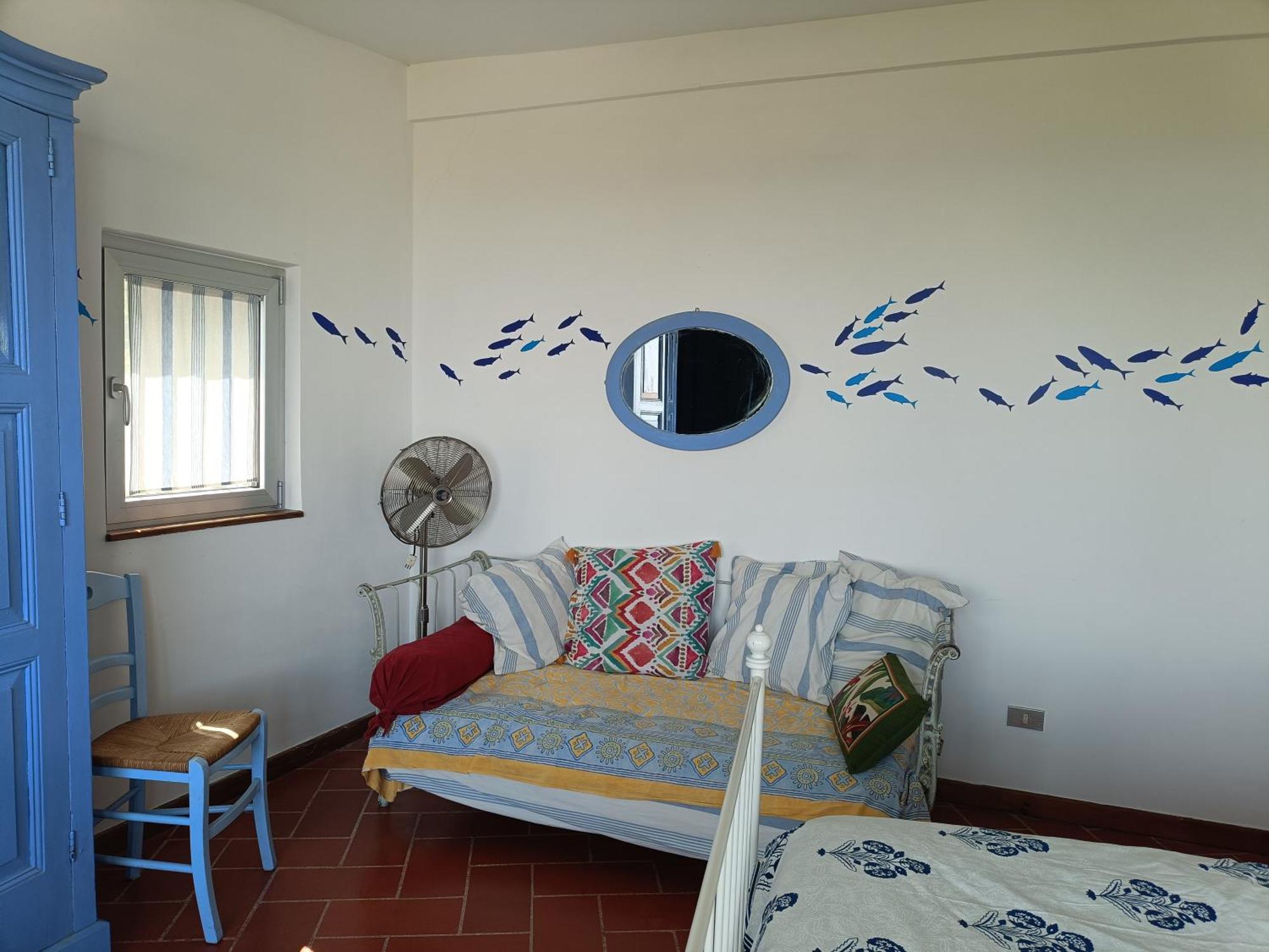 Le Finestre Sul Mare Bed & Breakfast กอนแวร์ซาโน ห้อง รูปภาพ